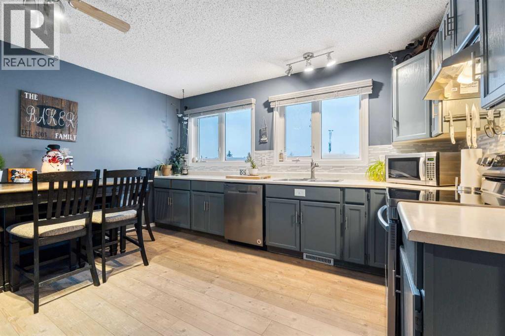 11 Hillside Avenue, Swan Hills, Alberta  T0G 2C0 - Photo 10 - A2275938