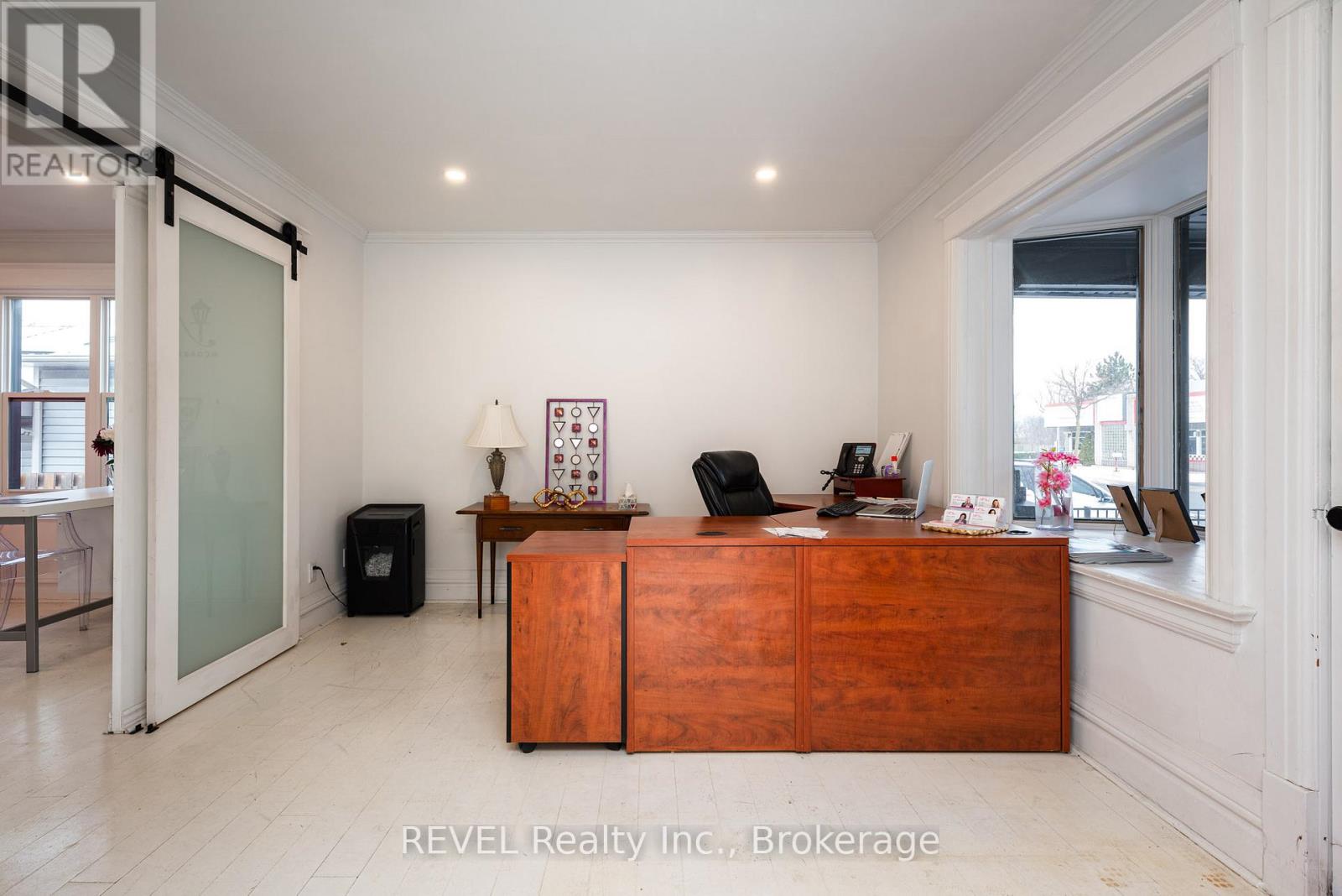 1507 Niagara Stone Road, Niagara-On-The-Lake, Ontario  L0S 1J0 - Photo 9 - X12694172