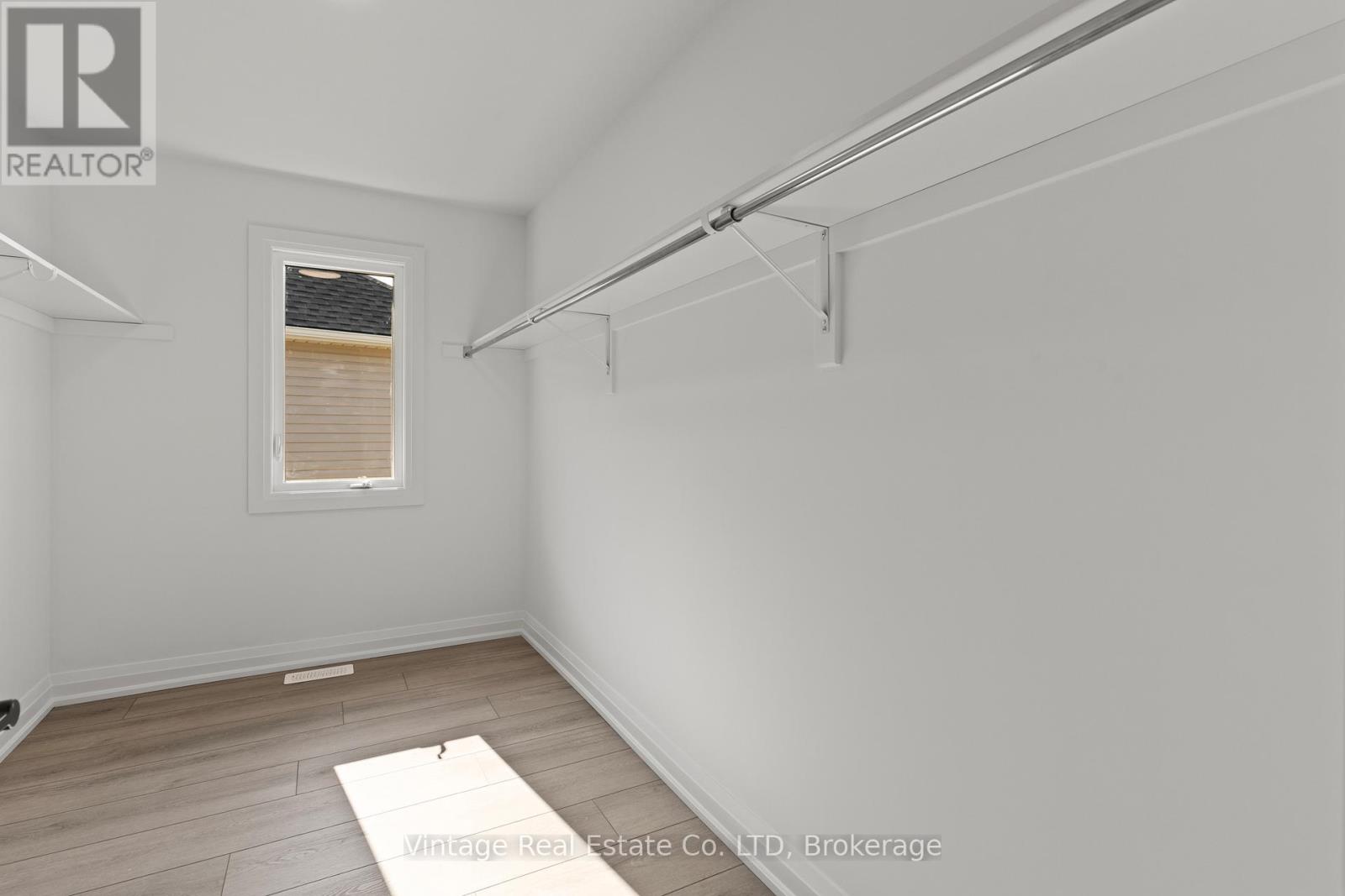 7455 Majestic Trail, Niagara Falls, Ontario  L2H 3V9 - Photo 19 - X12694164