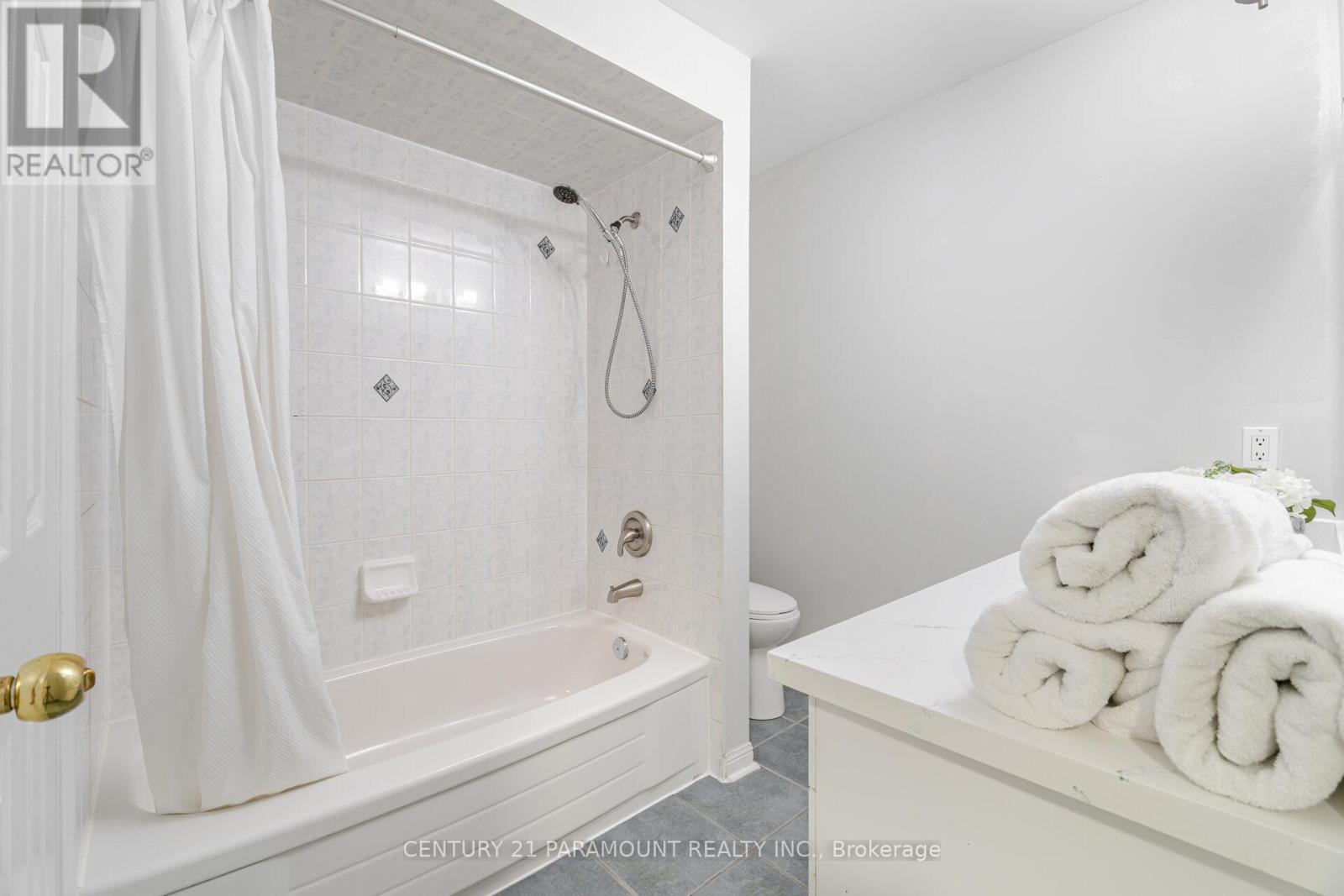 2159 Baronwood Drive, Oakville, Ontario  L6M 4S4 - Photo 23 - W12694304