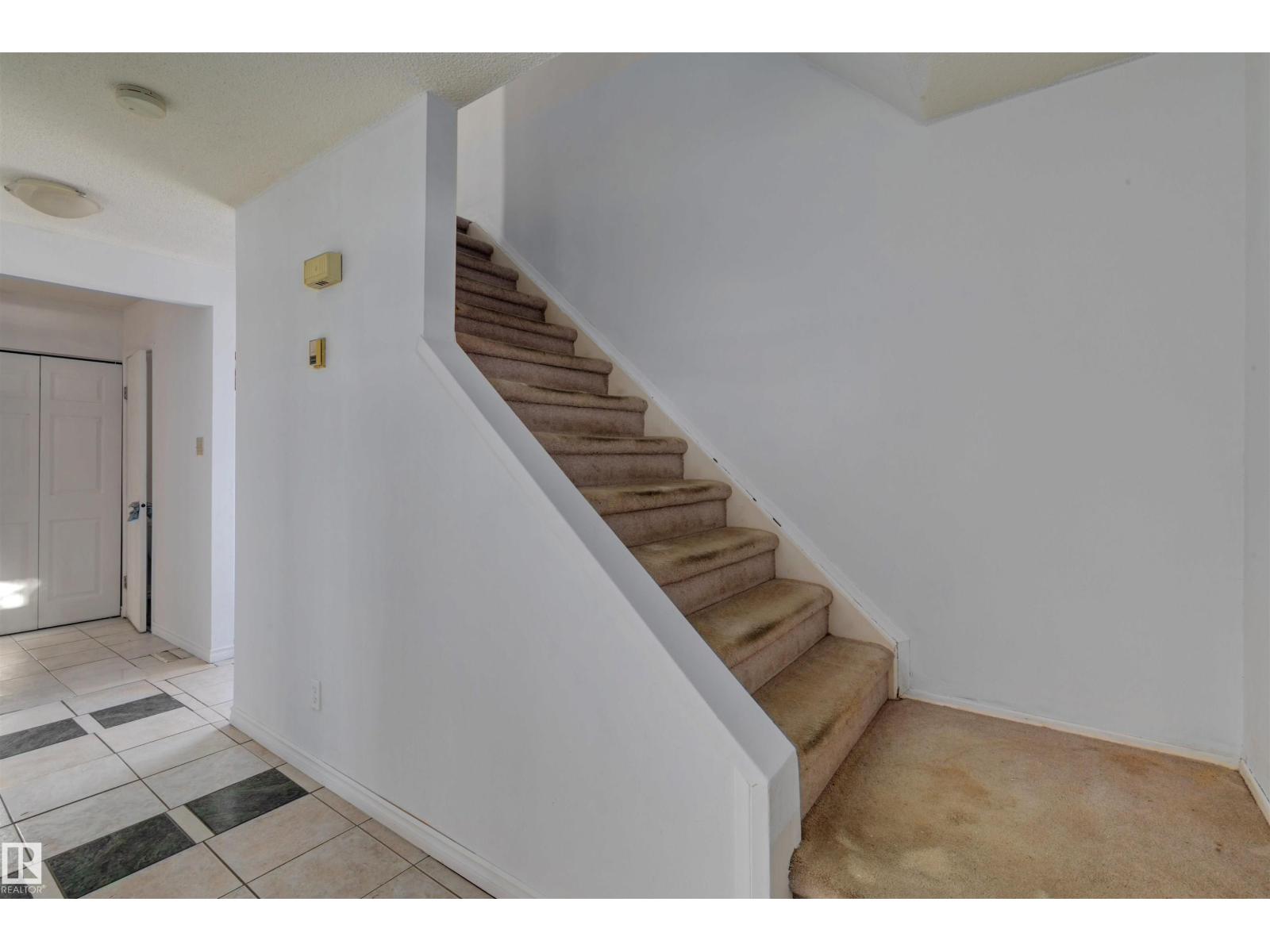 7d Callingwood Co Nw Nw, Edmonton, Alberta T5H 0H5 - Photo 9 - E4469952