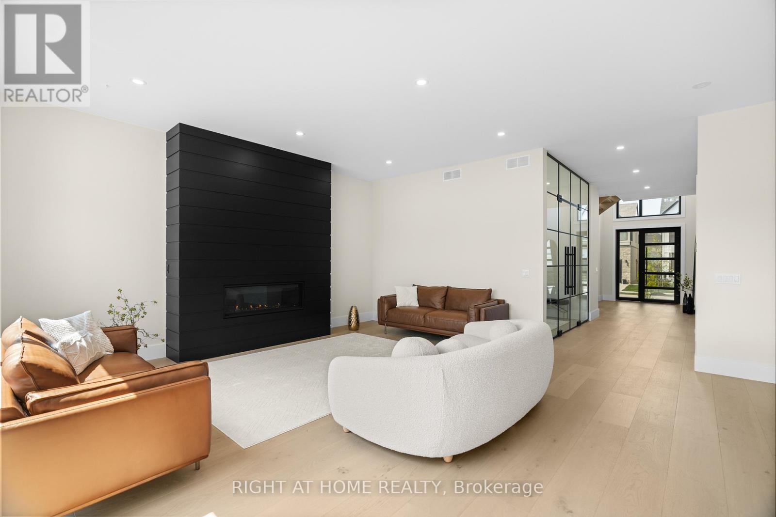 102 Millpond Road, Niagara-On-The-Lake, Ontario  L0S 1J1 - Photo 11 - X12694150