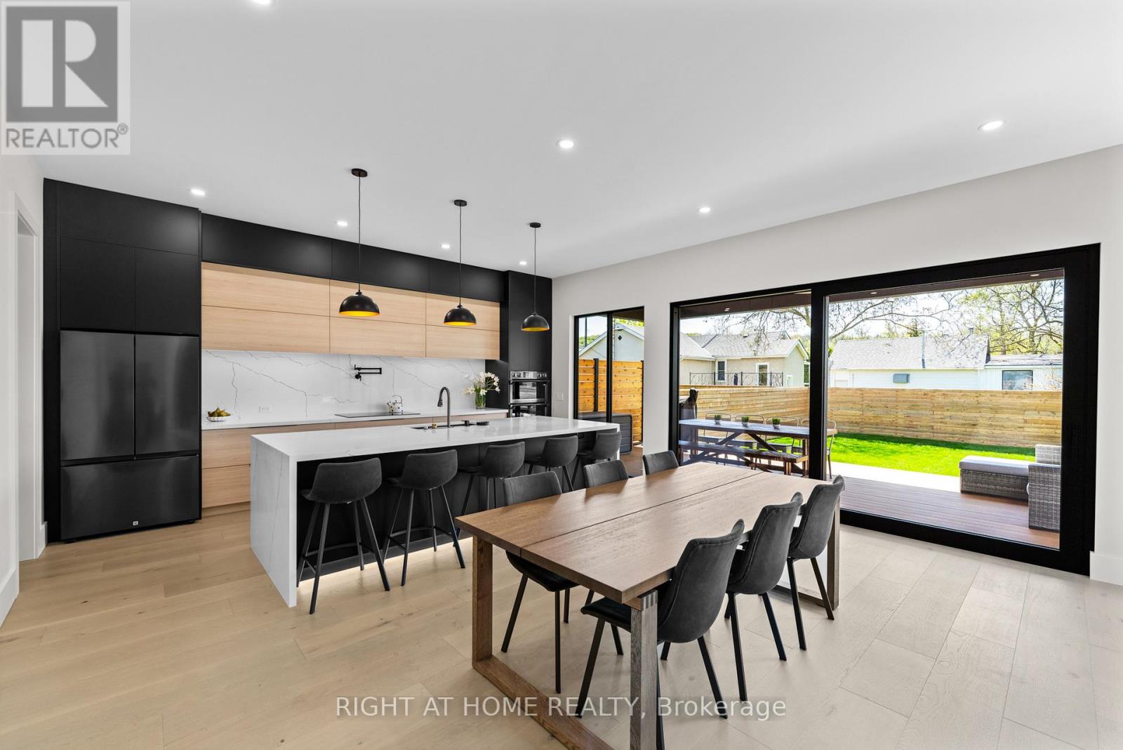 102 Millpond Road, Niagara-On-The-Lake, Ontario  L0S 1J1 - Photo 16 - X12694150