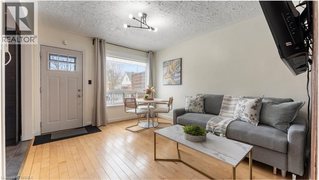 69 Lyons Avenue, Brantford, Ontario  N3R 4R2 - Photo 14 - 40797063