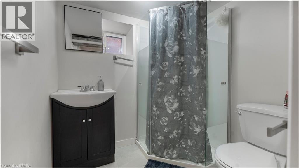 69 Lyons Avenue, Brantford, Ontario  N3R 4R2 - Photo 30 - 40797063