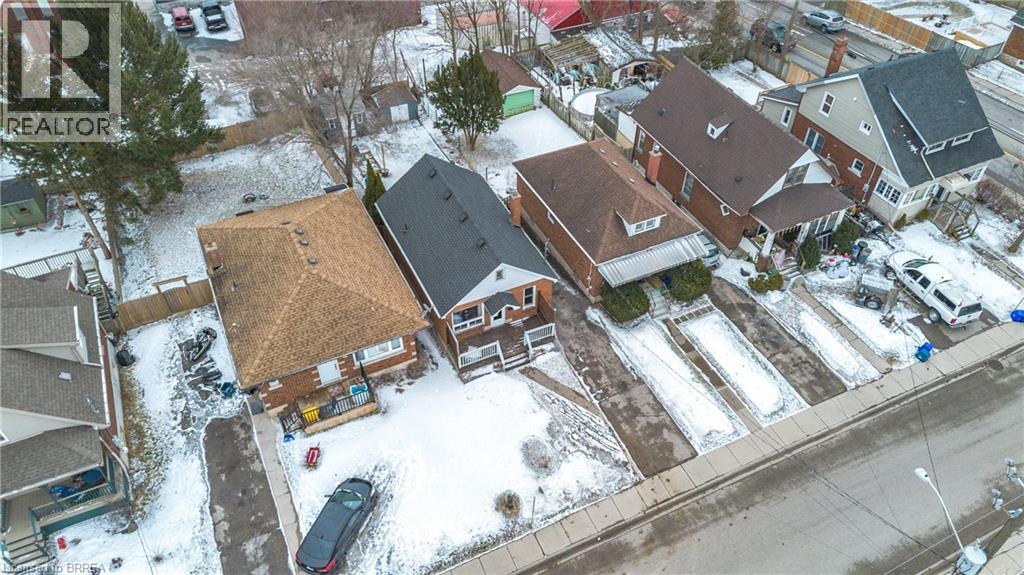 69 Lyons Avenue, Brantford, Ontario  N3R 4R2 - Photo 5 - 40797063