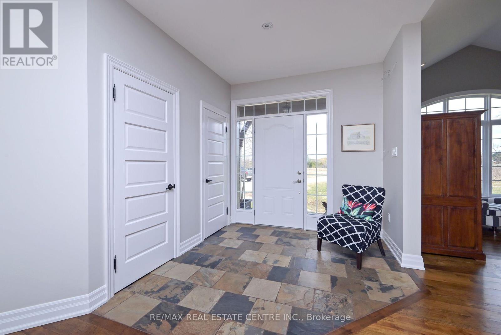 293138 8th Line, Amaranth, Ontario  L9W 0T6 - Photo 2 - X12694162