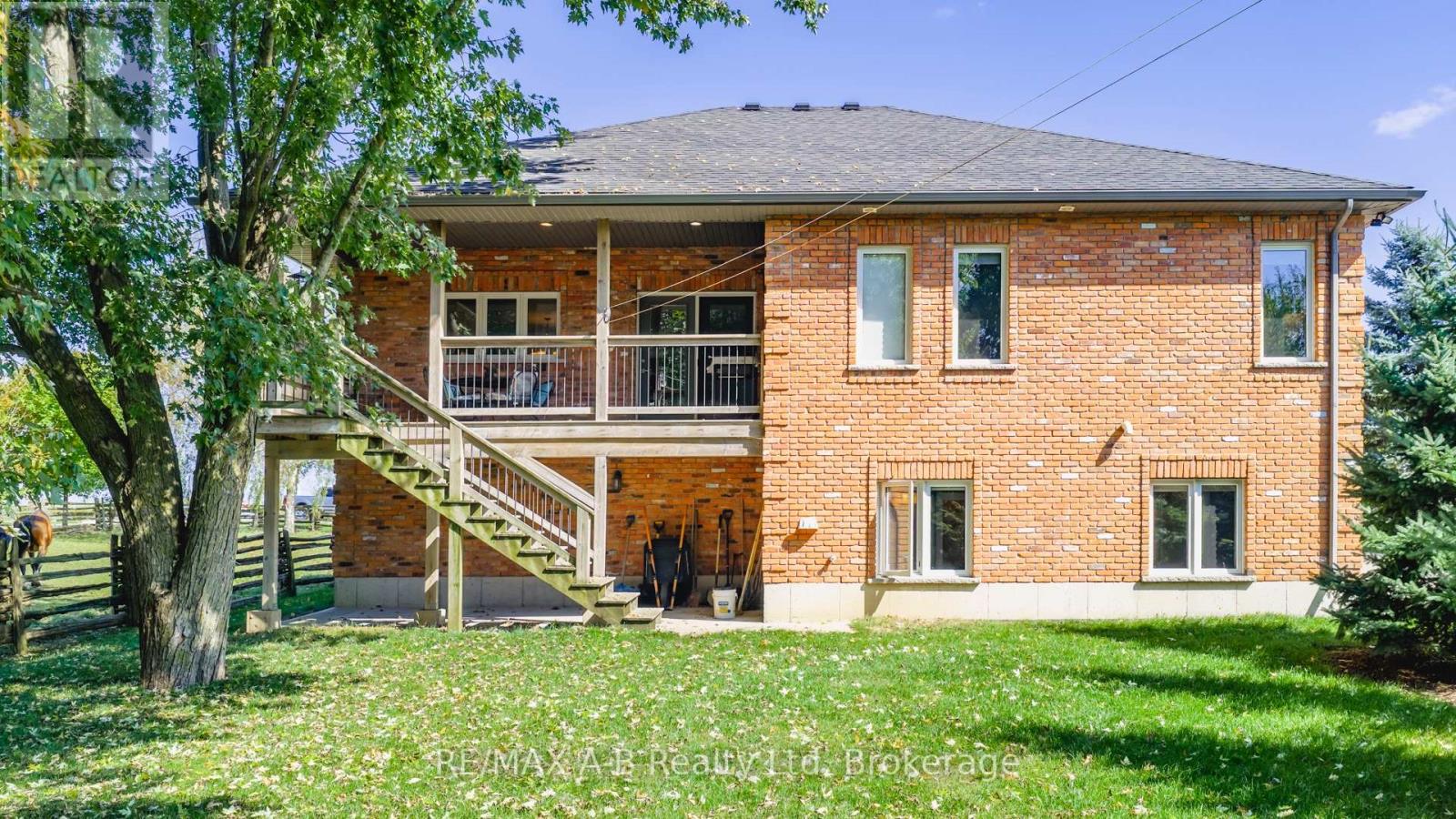 75 Thames Road, St. Marys, Ontario  N4X 1C4 - Photo 40 - X12430260