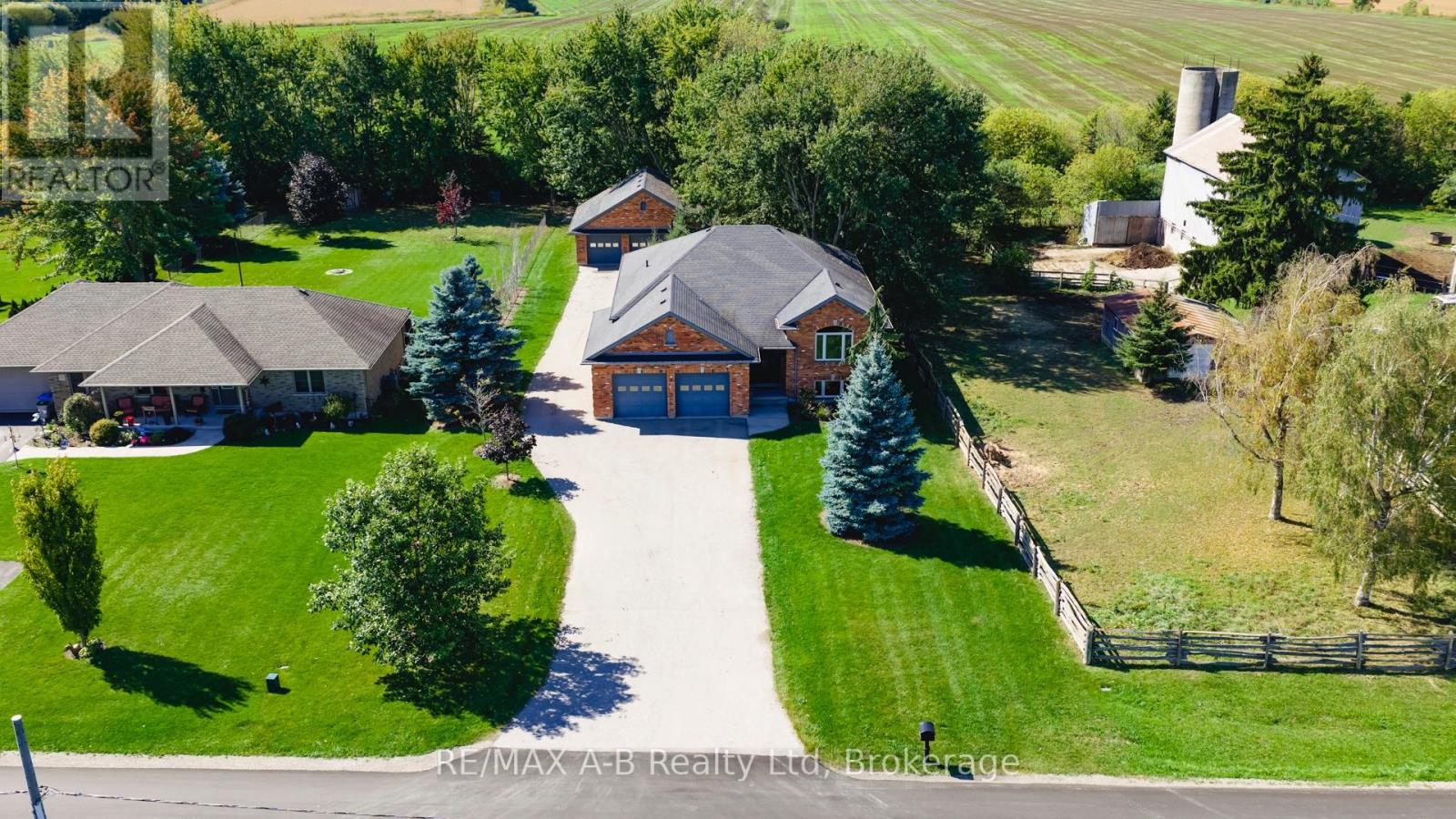 75 Thames Road, St. Marys, Ontario  N4X 1C4 - Photo 44 - X12430260