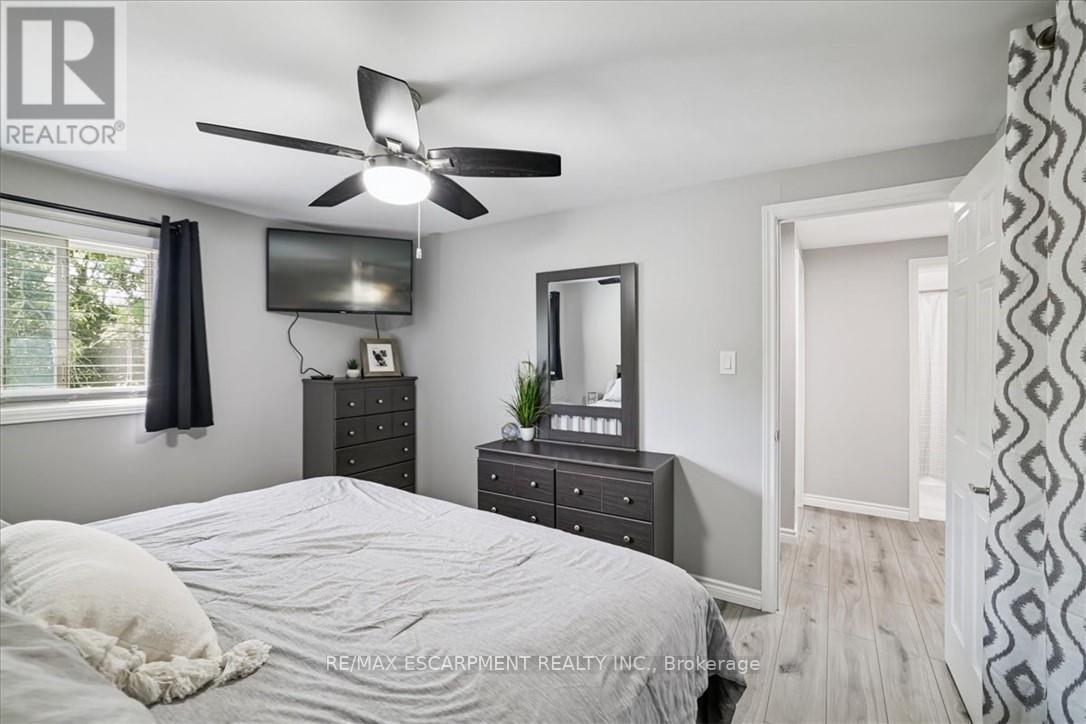 9 Inglewood Street, Brantford, Ontario  N3P 1A4 - Photo 16 - X12694302