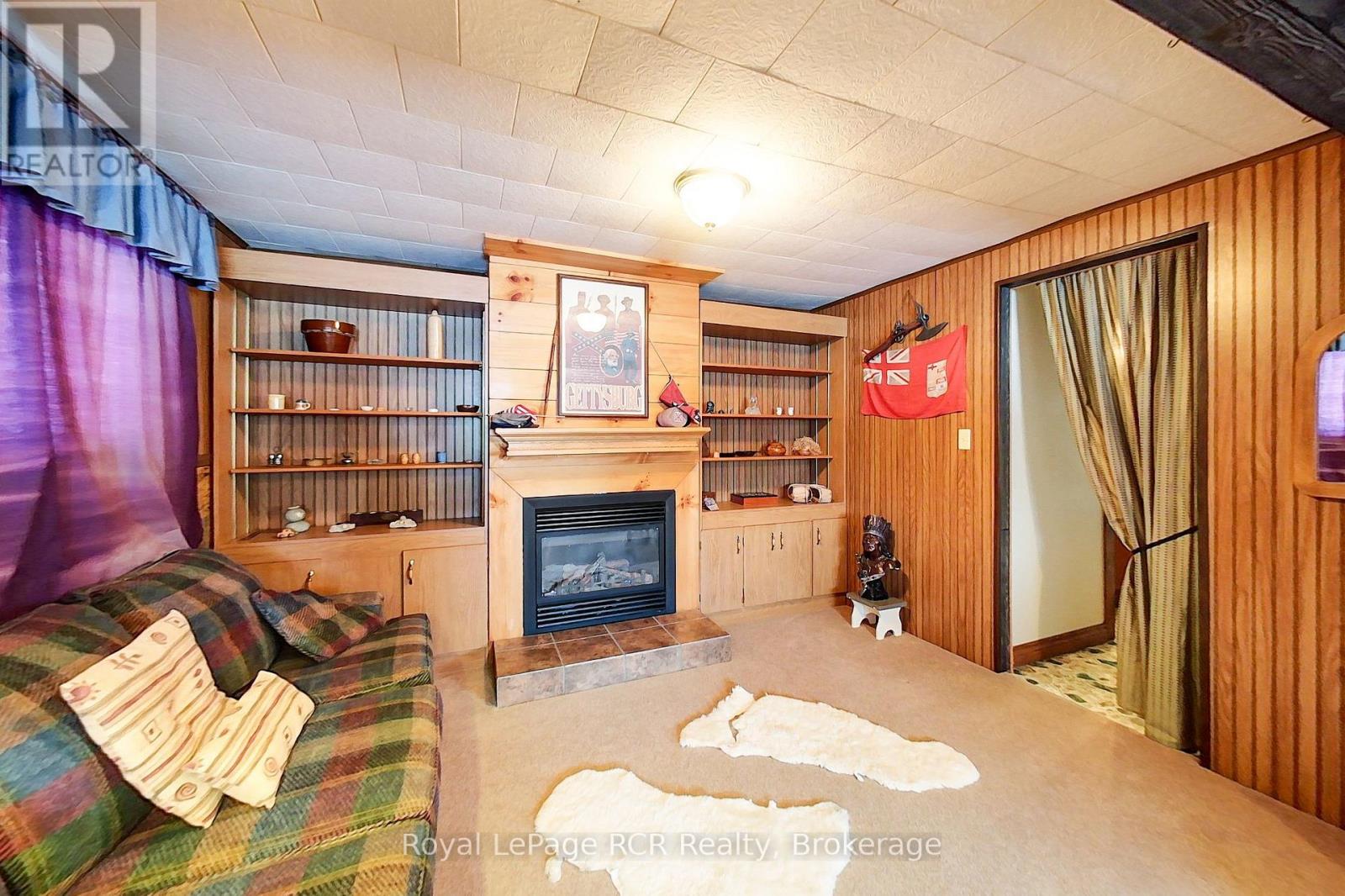 612 Garafraxa Street N, West Grey, Ontario  N0G 1R0 - Photo 31 - X12694228