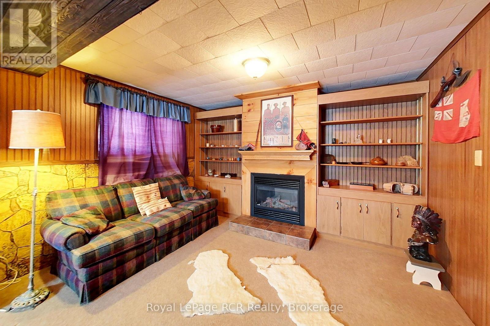 612 Garafraxa Street N, West Grey, Ontario  N0G 1R0 - Photo 30 - X12694228