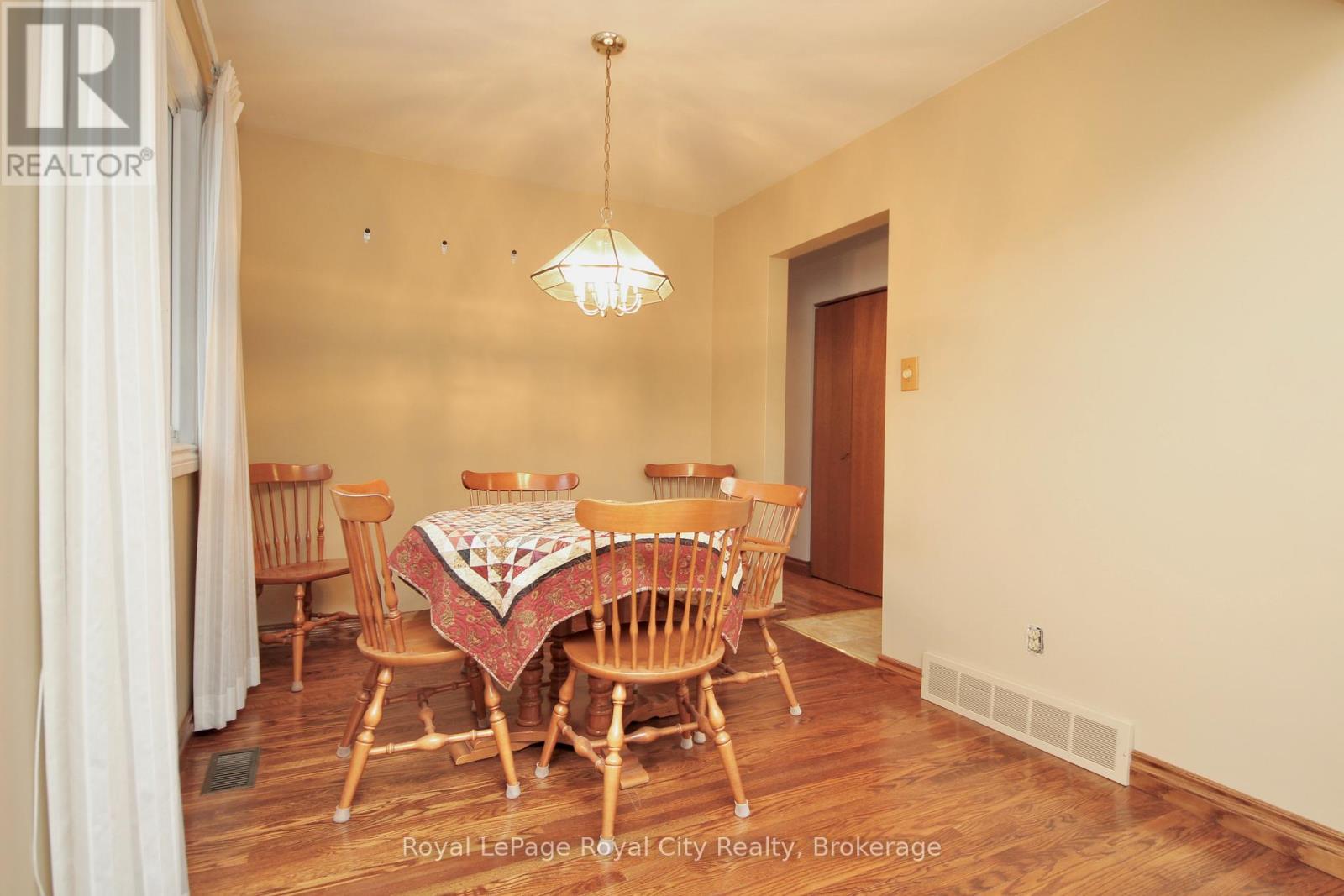 57 Lambert Crescent, Guelph, Ontario  N1G 2R4 - Photo 13 - X12694248