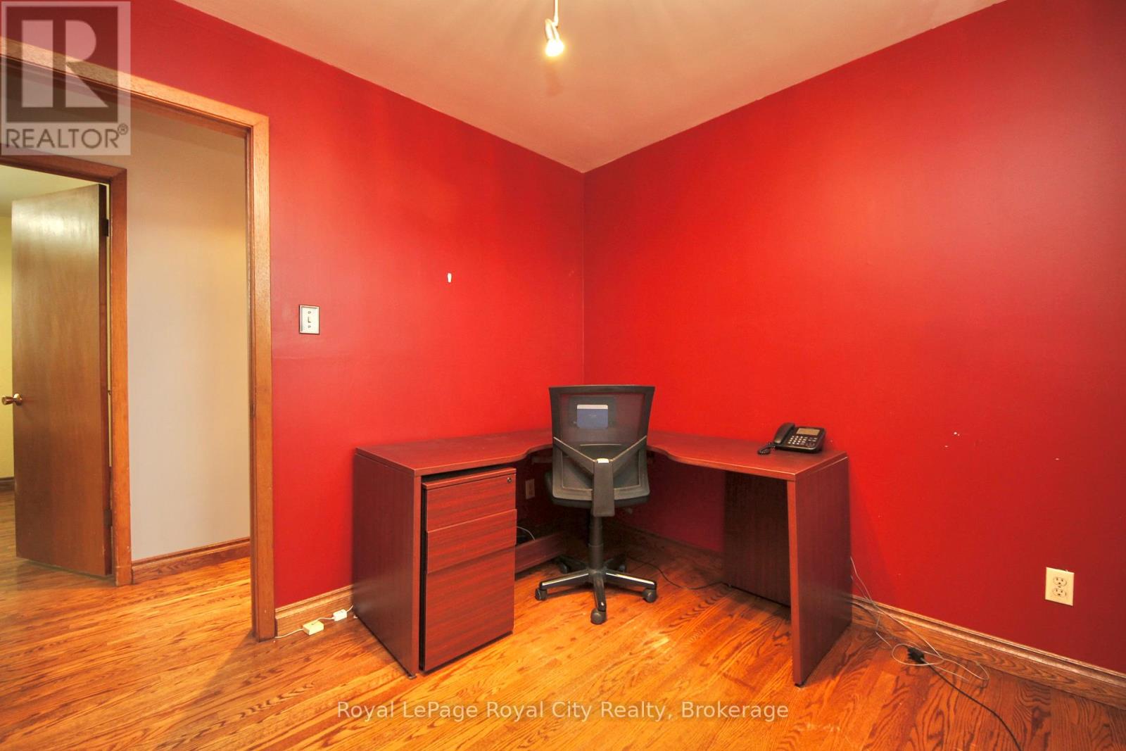 57 Lambert Crescent, Guelph, Ontario  N1G 2R4 - Photo 24 - X12694248