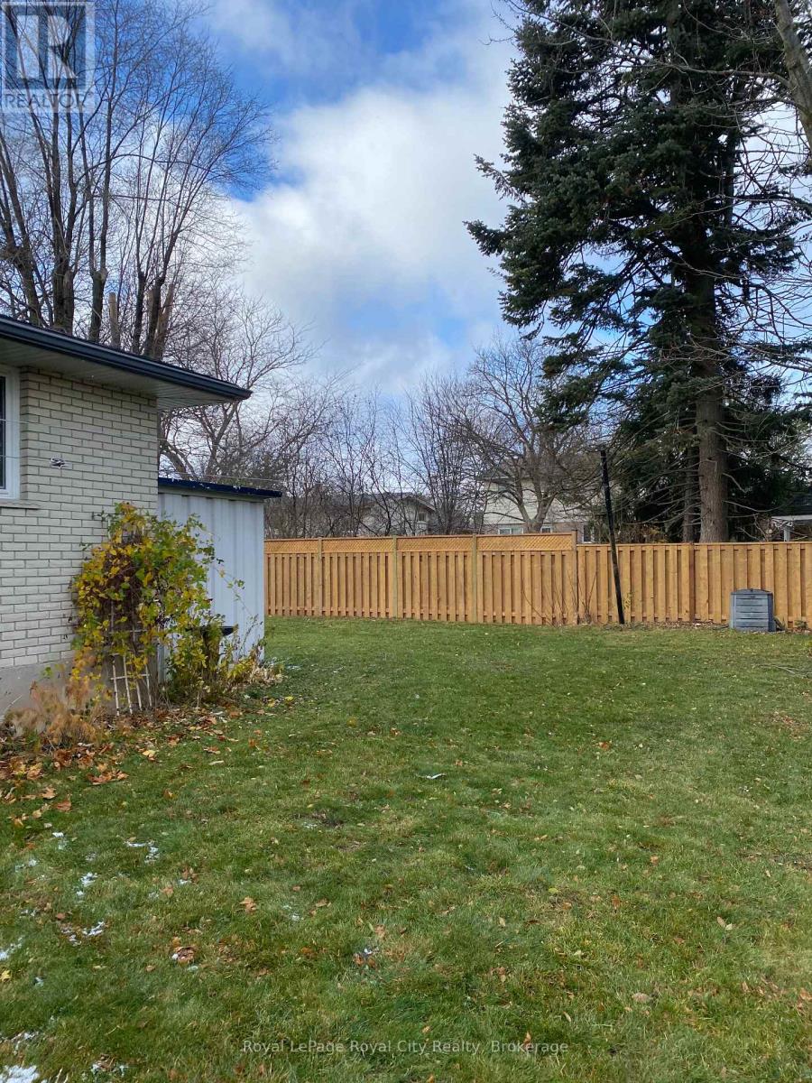 57 Lambert Crescent, Guelph, Ontario  N1G 2R4 - Photo 39 - X12694248