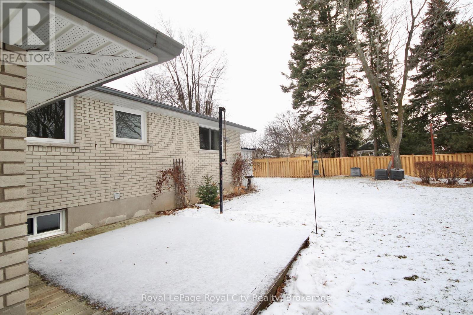 57 Lambert Crescent, Guelph, Ontario  N1G 2R4 - Photo 32 - X12694248
