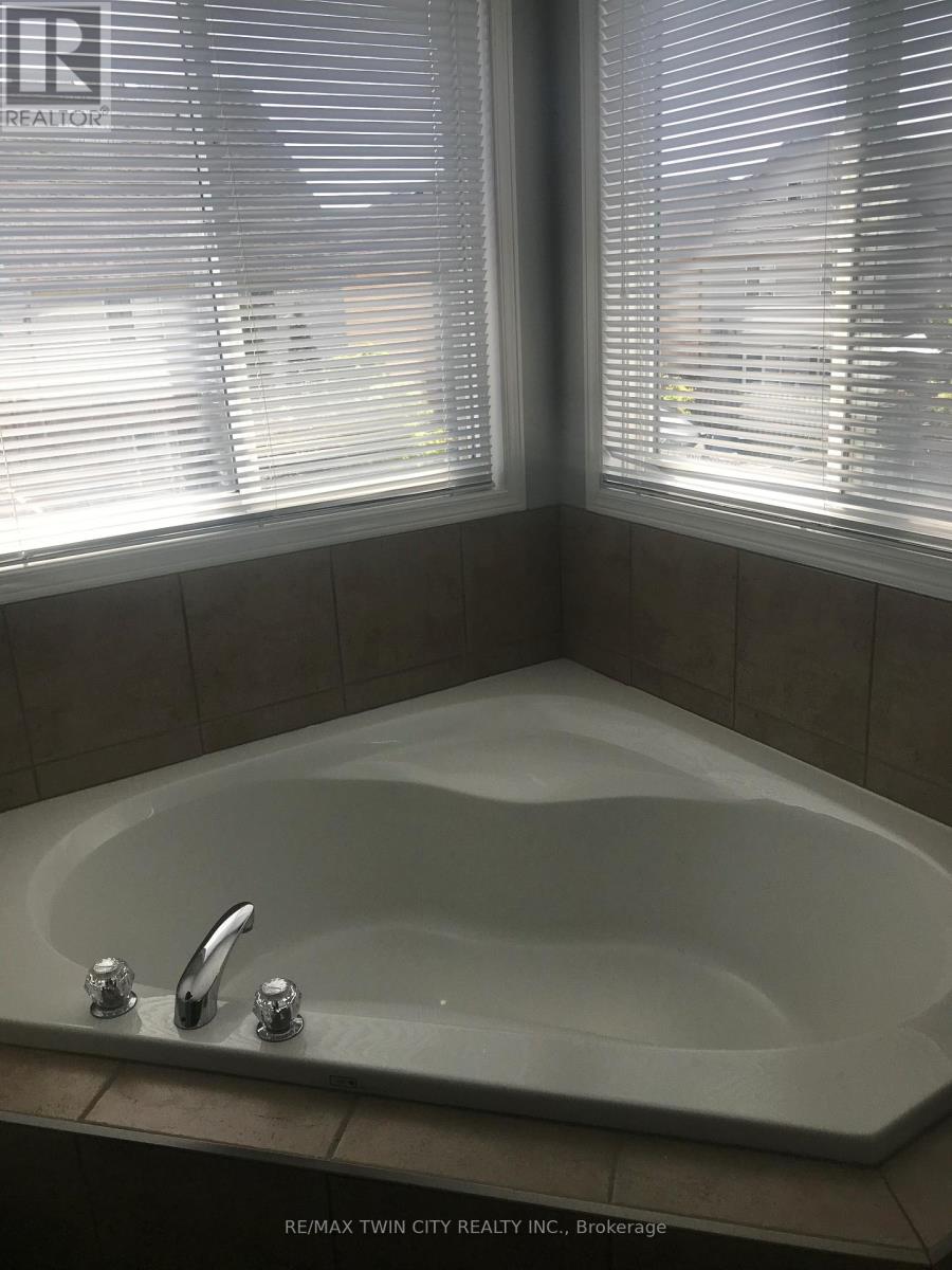 59 Mcfarlane Drive, Cambridge, Ontario  N3C 4L7 - Photo 8 - X12694272