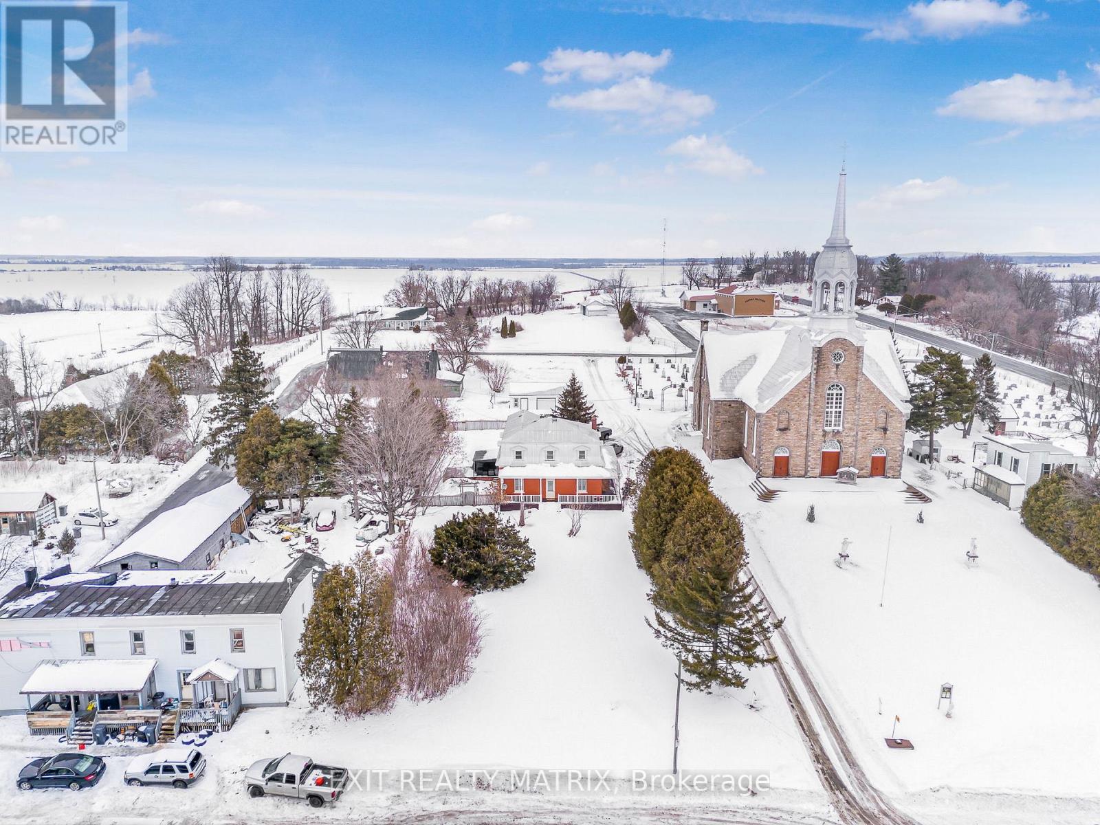 729 County Rd 18 Road, Hawkesbury, Ontario  K0B 1M0 - Photo 4 - X12694400