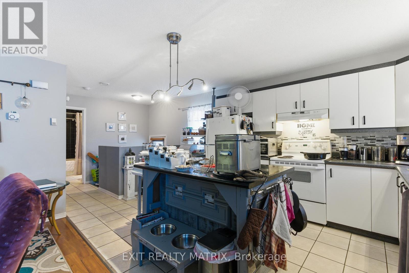 991 Jacynthe Street, Hawkesbury, Ontario  K6A 3W4 - Photo 10 - X12694528