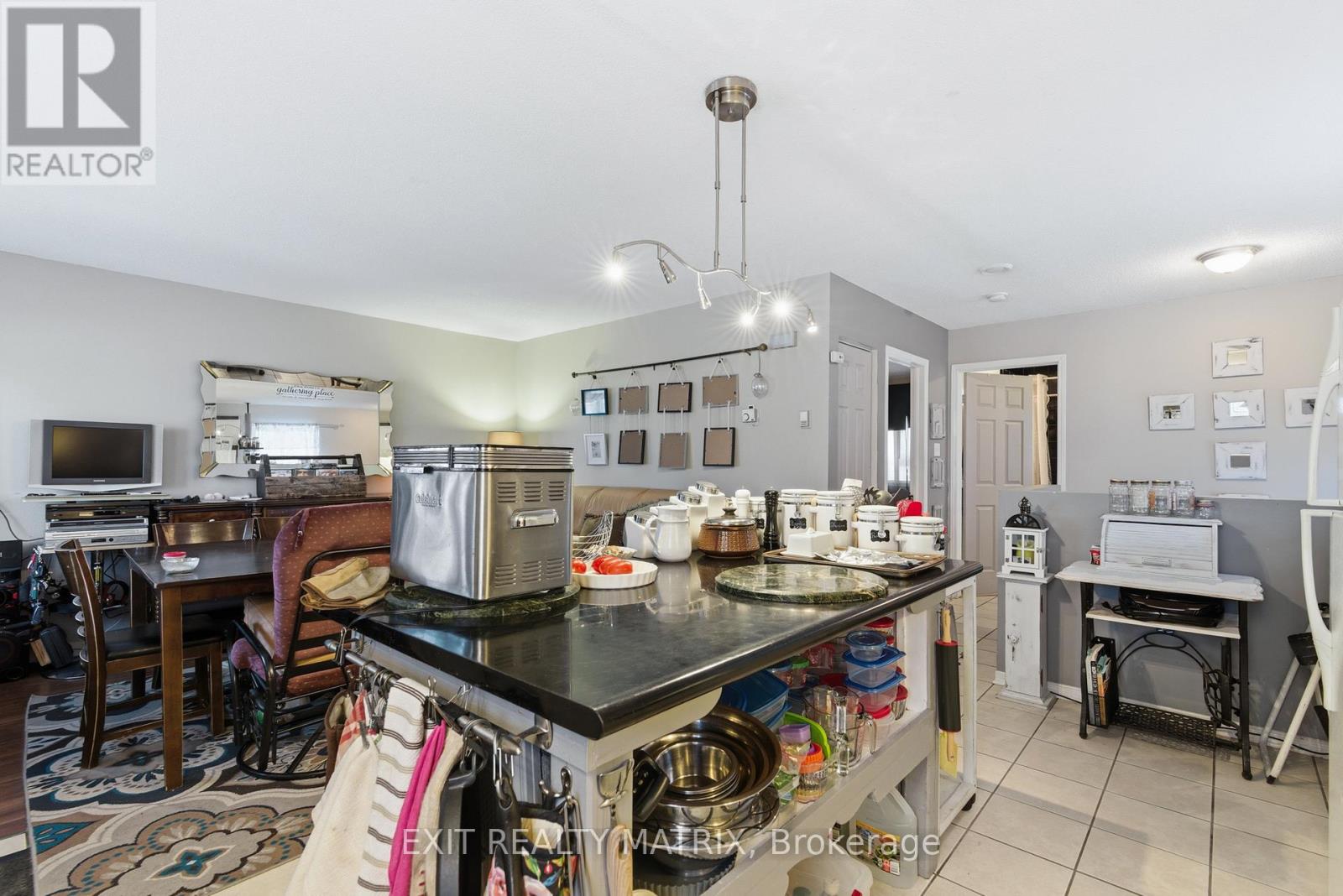 991 Jacynthe Street, Hawkesbury, Ontario  K6A 3W4 - Photo 13 - X12694528