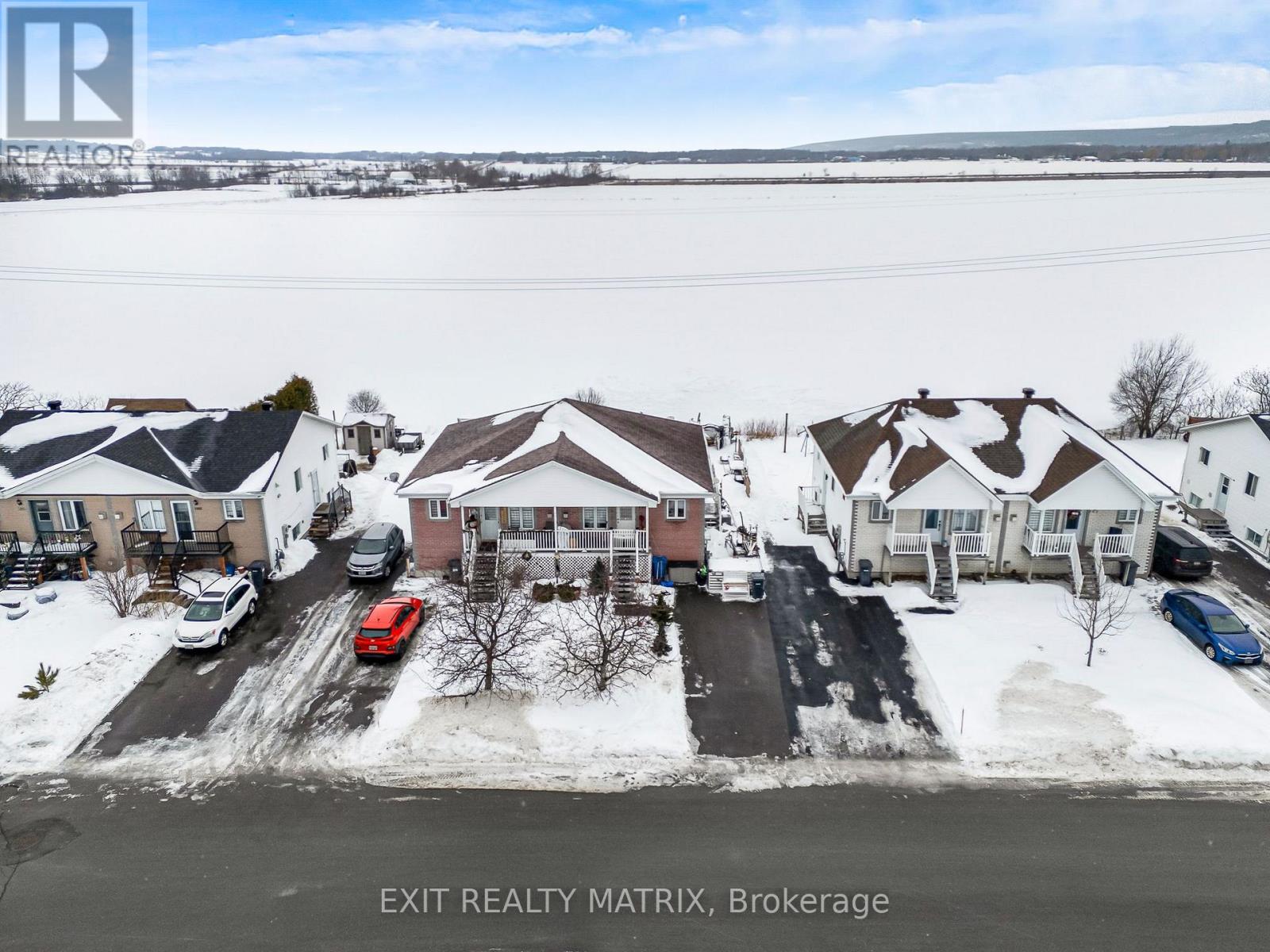 991 Jacynthe Street, Hawkesbury, Ontario  K6A 3W4 - Photo 3 - X12694528