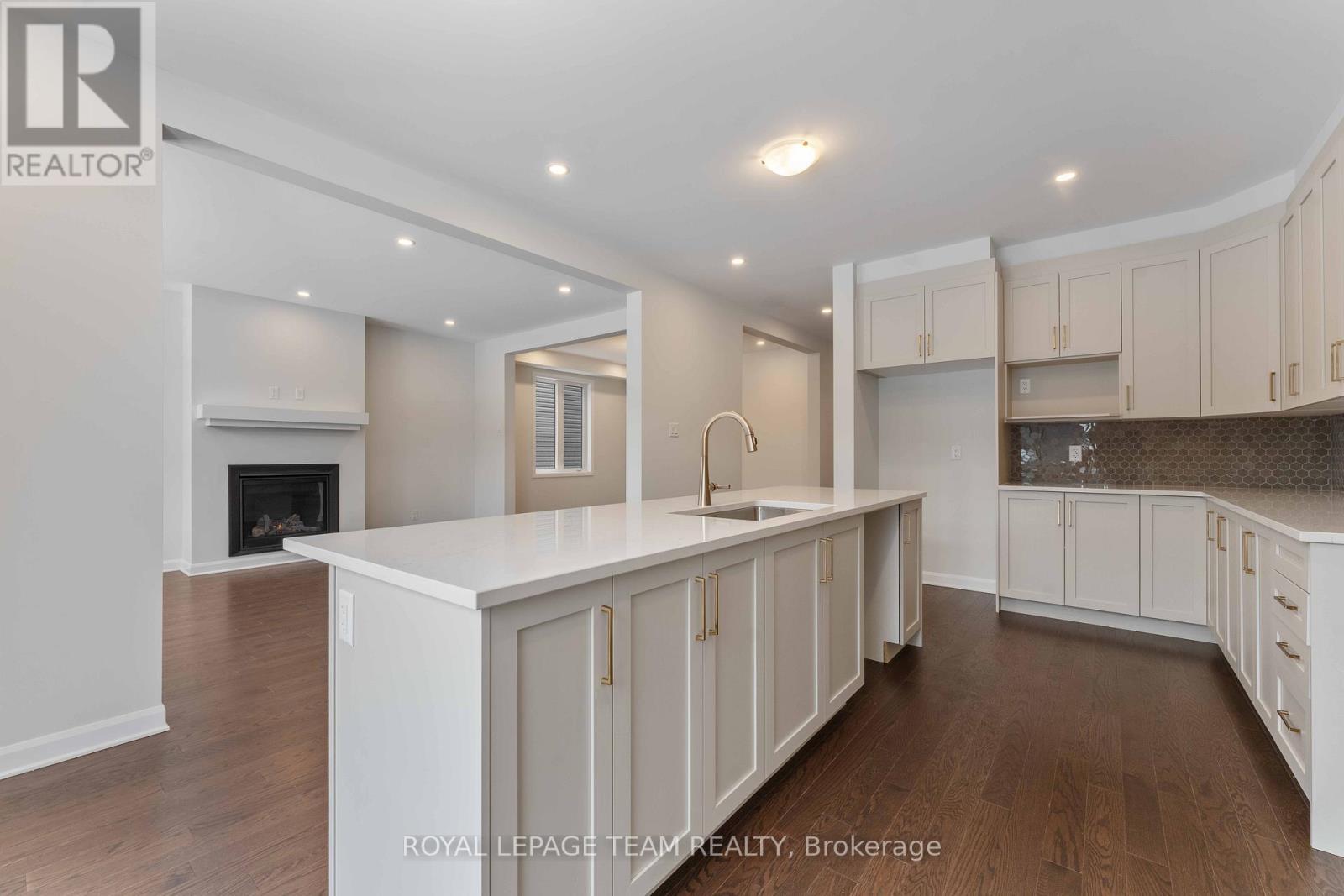 3205 Starboard Street, Ottawa, Ontario  K4M 0W8 - Photo 11 - X12099212