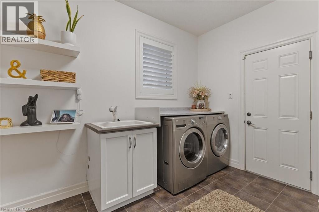 39 Deer Creek Street, Kitchener, Ontario  N2A 0E7 - Photo 17 - 40798197