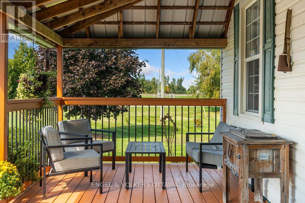 12420 Ormond Road, North Dundas, Ontario  K0C 2K0 - Photo 31 - X12425578