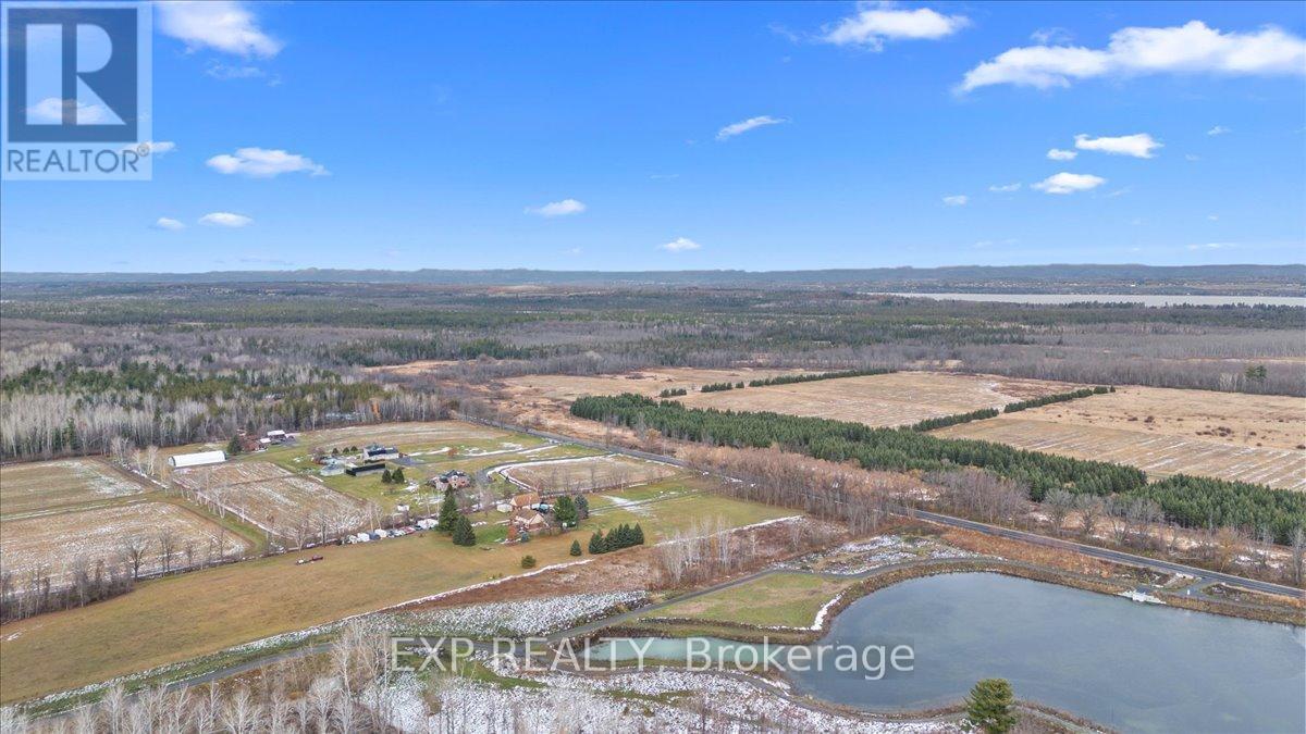 1355 March Valley Road, Ottawa, Ontario  K2K 3K3 - Photo 4 - X12694194