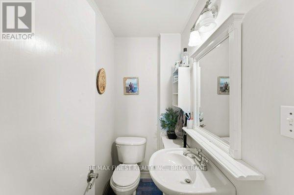 174 County Road 4, Loyalist (Lennox And Addington - South), Ontario  K0H 1G0 - Photo 16 - X12694312