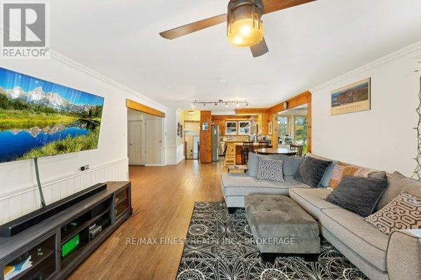 174 County Road 4, Loyalist (Lennox And Addington - South), Ontario  K0H 1G0 - Photo 5 - X12694312