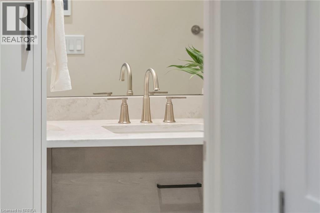 7 Grand River Street N Unit# 202, Paris, Ontario  N3L 2L9 - Photo 17 - 40798087