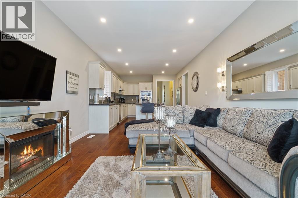 21 Shade Forest Trail, Hamilton, Ontario  L9B 0E5 - Photo 15 - 40778902