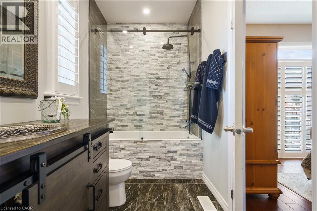 21 Shade Forest Trail, Hamilton, Ontario  L9B 0E5 - Photo 24 - 40778902