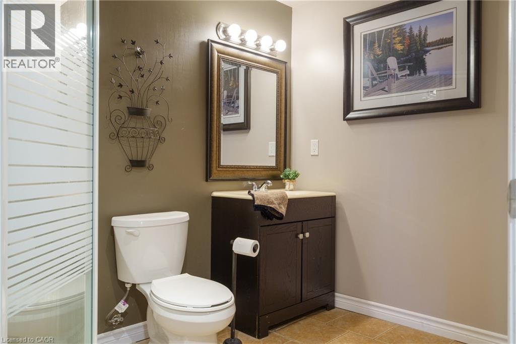 21 Shade Forest Trail, Hamilton, Ontario  L9B 0E5 - Photo 40 - 40778902