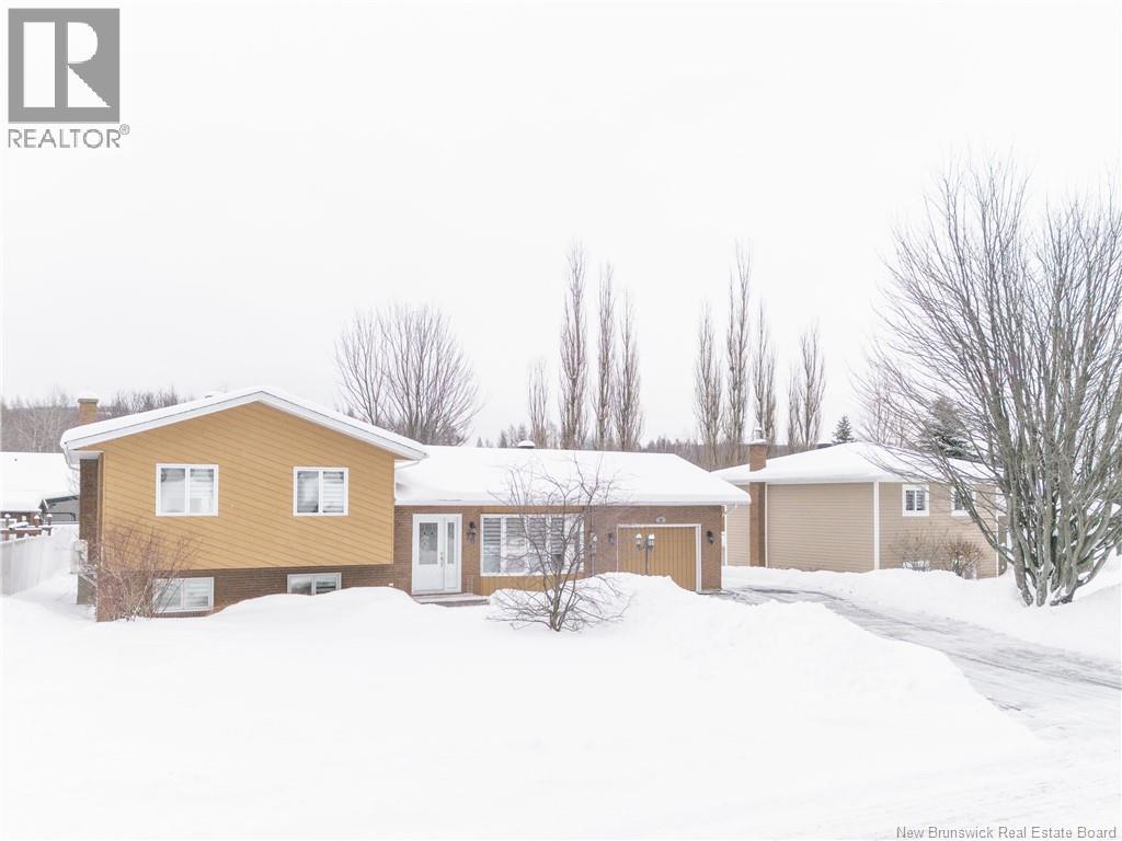 76 Leblond Street, Edmundston, New Brunswick  E3V 4L2 - Photo 3 - NB132124