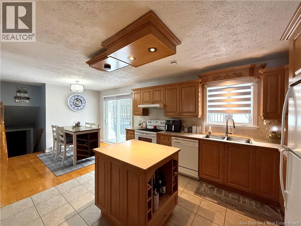 76 Leblond Street, Edmundston, New Brunswick  E3V 4L2 - Photo 16 - NB132124