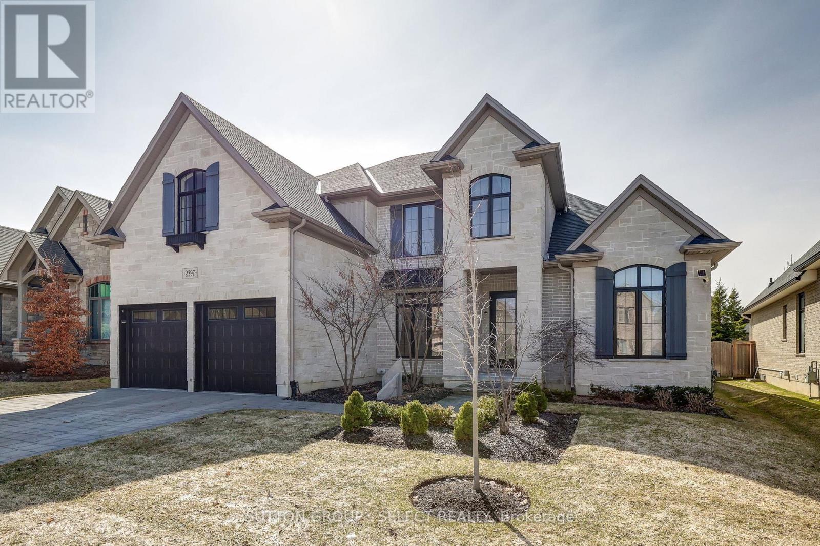 2397 Meadowlands Way, London North, Ontario  N6G 5L8 - Photo 3 - X12694392