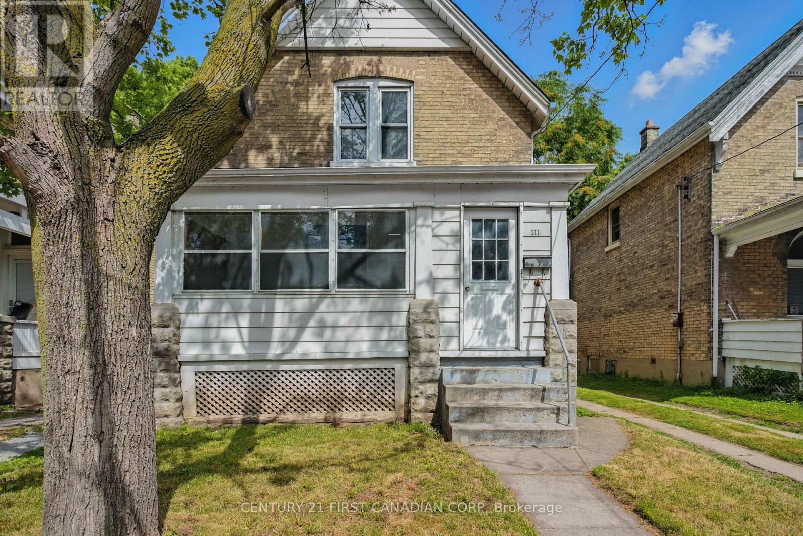 111 Wharncliffe Road N, London North, Ontario  N6H 2A8 - Photo 3 - X12694416