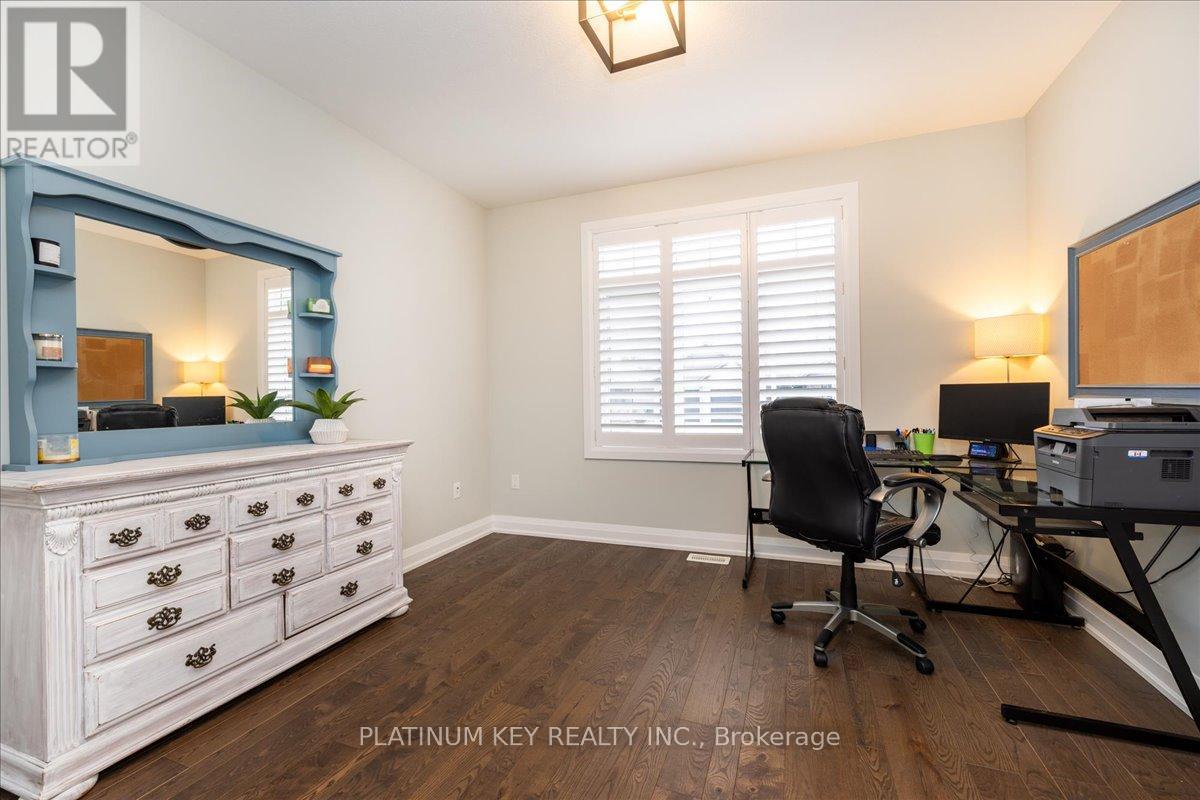 88 Collins Way, Strathroy-Caradoc, Ontario  N7G 0G2 - Photo 20 - X12694428