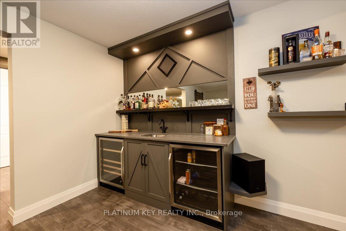 88 Collins Way, Strathroy-Caradoc, Ontario  N7G 0G2 - Photo 26 - X12694428