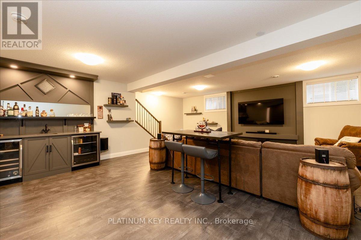 88 Collins Way, Strathroy-Caradoc, Ontario  N7G 0G2 - Photo 27 - X12694428