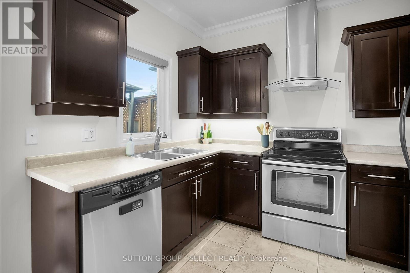 43 - 777 Apricot Drive, London South, Ontario  N6K 5B3 - Photo 9 - X12694442