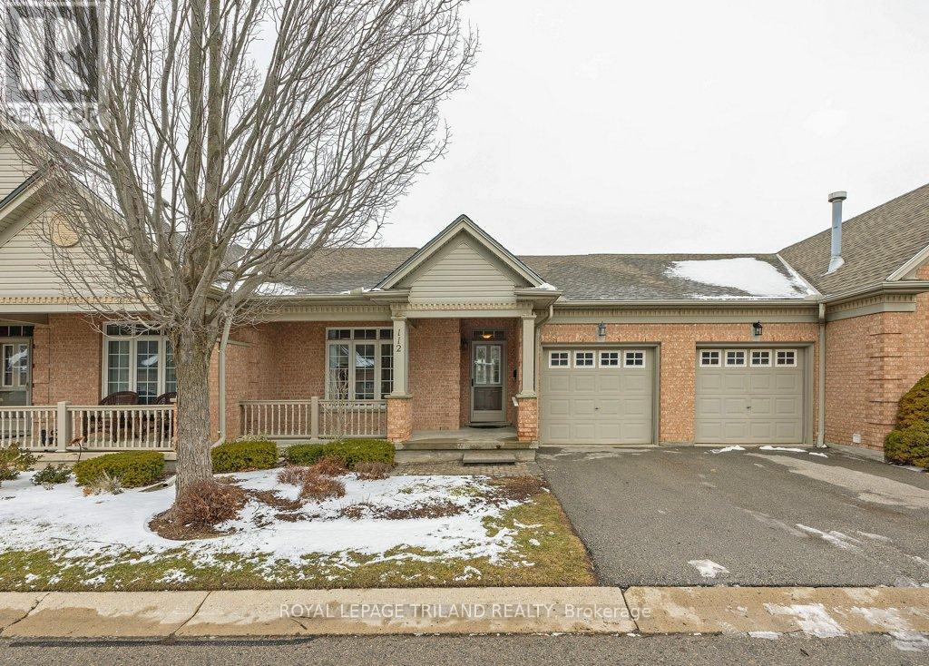 <div class="slider-price">$449,900</div><p>112 - 2025 Meadowgate Boulevard, London South, Ontario</p>