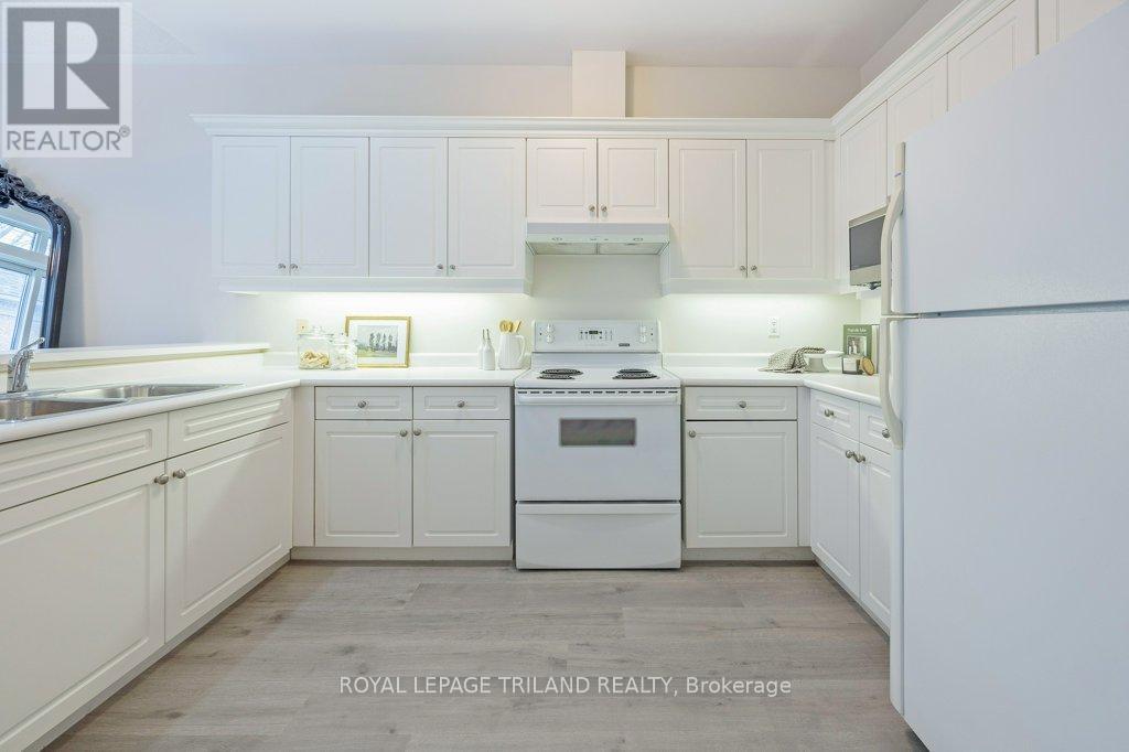 112 - 2025 Meadowgate Boulevard, London South, Ontario  N6M 1K9 - Photo 12 - X12694508