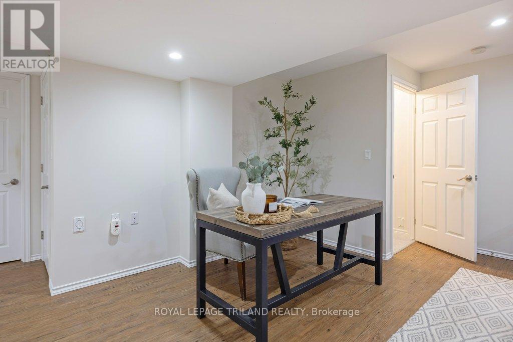 112 - 2025 Meadowgate Boulevard, London South, Ontario  N6M 1K9 - Photo 23 - X12694508