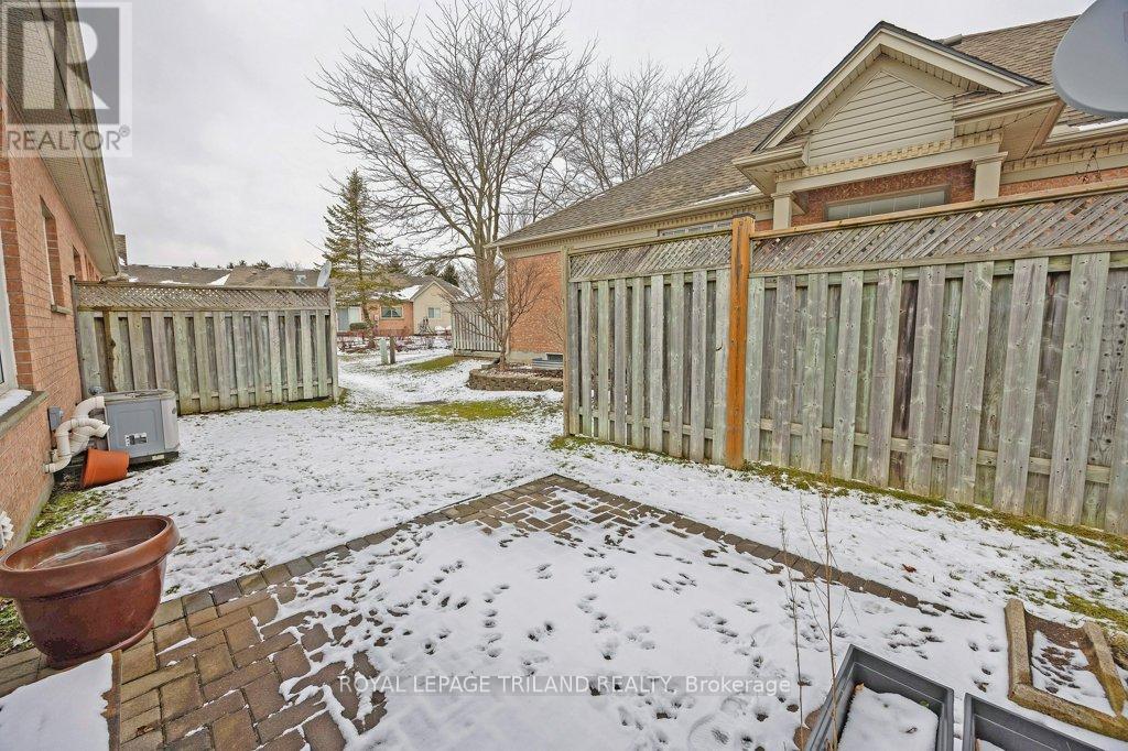 112 - 2025 Meadowgate Boulevard, London South, Ontario  N6M 1K9 - Photo 31 - X12694508