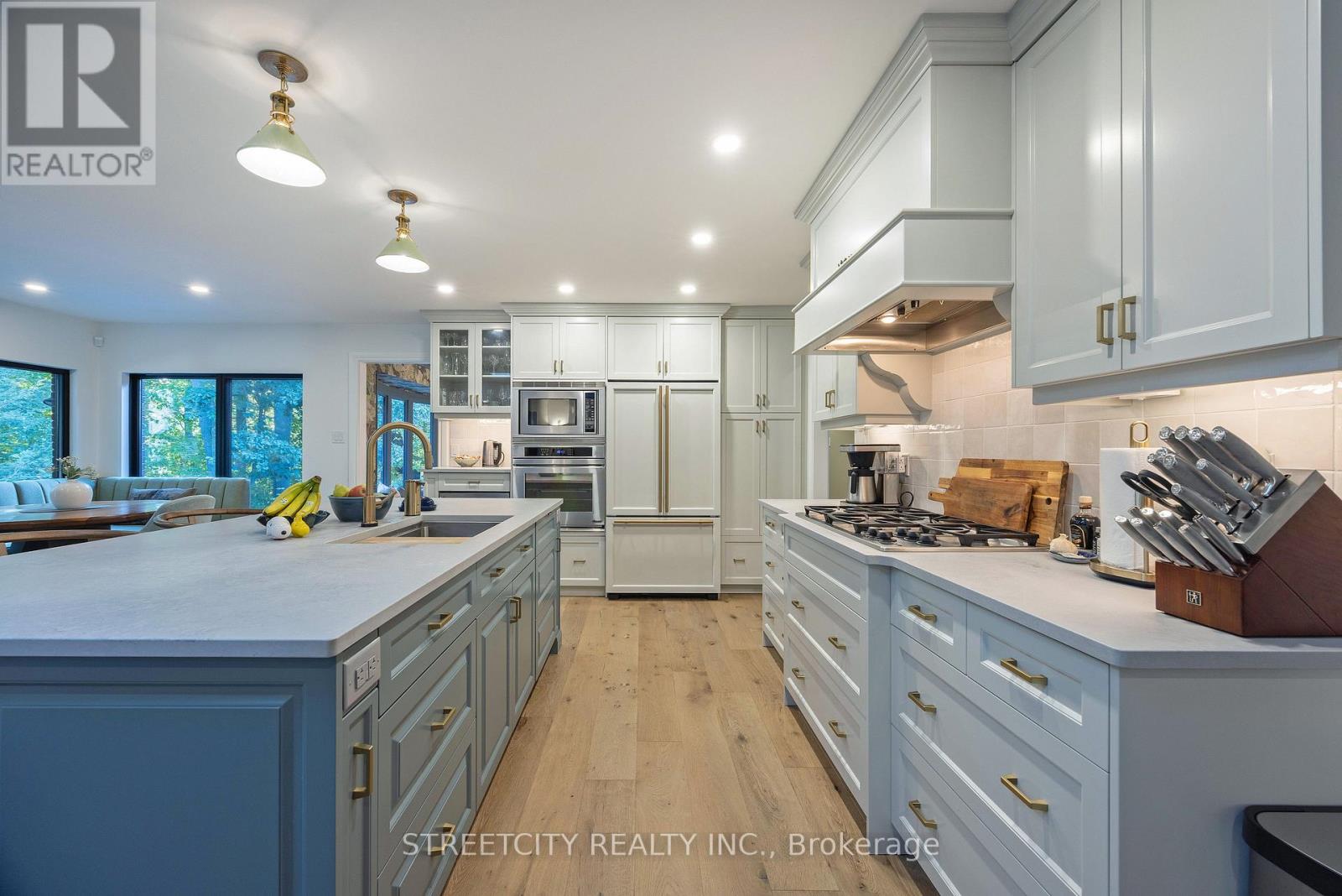 46 Foxborough Grove, London South, Ontario  N6K 4A8 - Photo 15 - X12694654