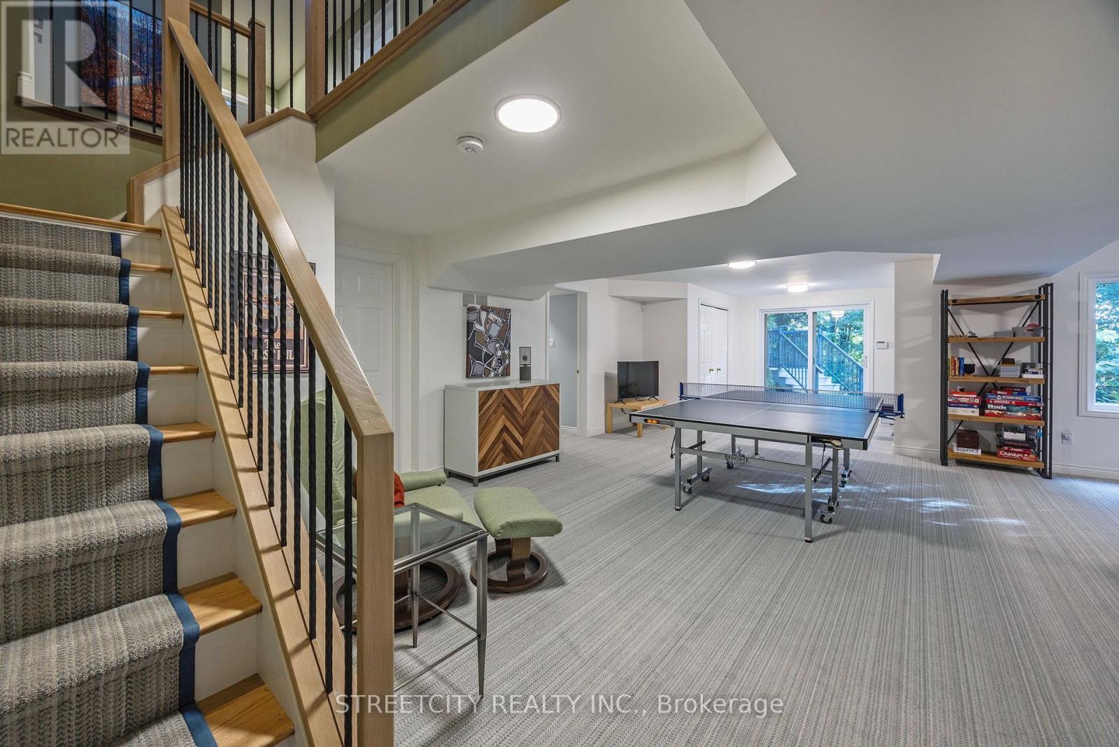 46 Foxborough Grove, London South, Ontario  N6K 4A8 - Photo 33 - X12694654