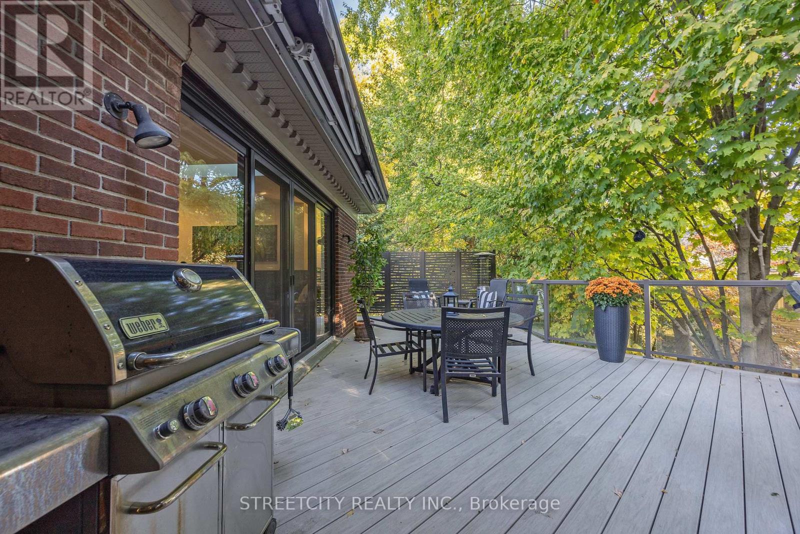 46 Foxborough Grove, London South, Ontario  N6K 4A8 - Photo 41 - X12694654